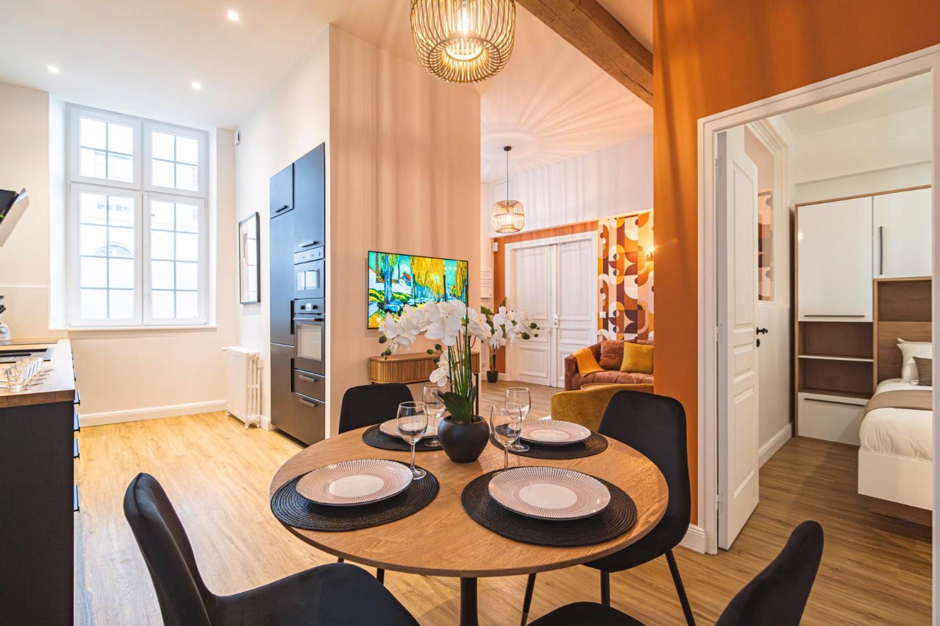 Mm Suites Loft Cathedrale Reims Exteriör bild