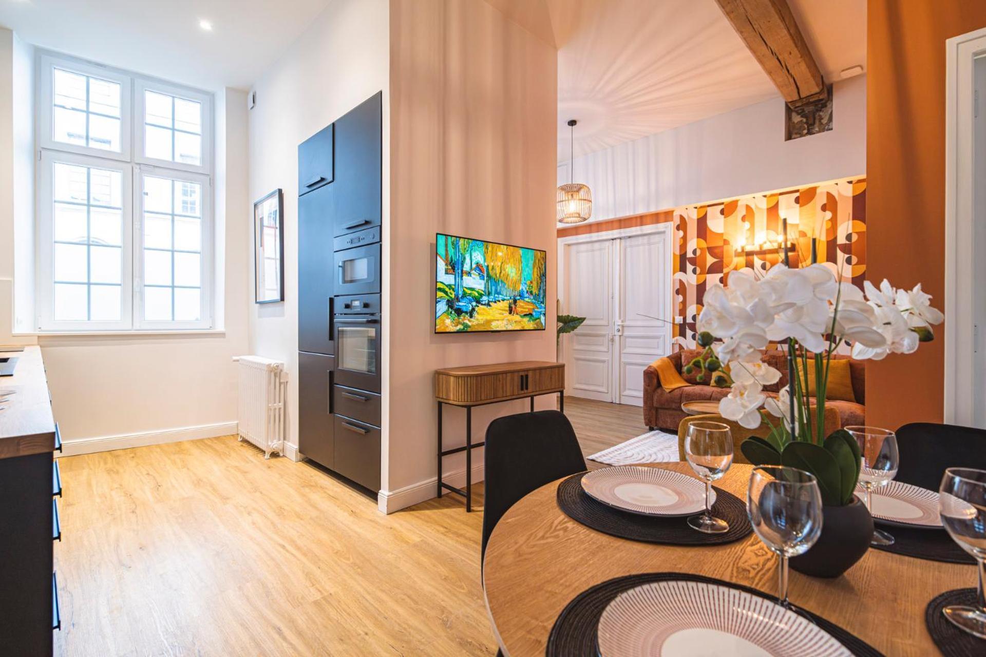 Mm Suites Loft Cathedrale Reims Exteriör bild