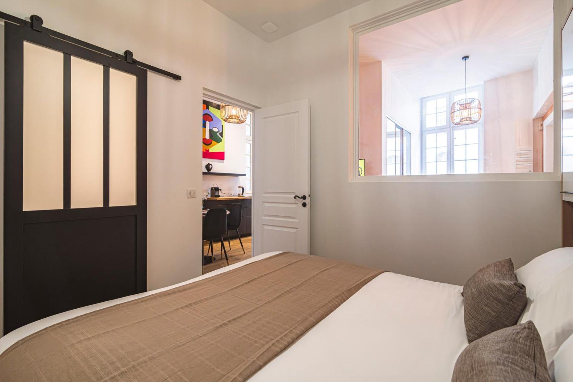 Mm Suites Loft Cathedrale Reims Exteriör bild