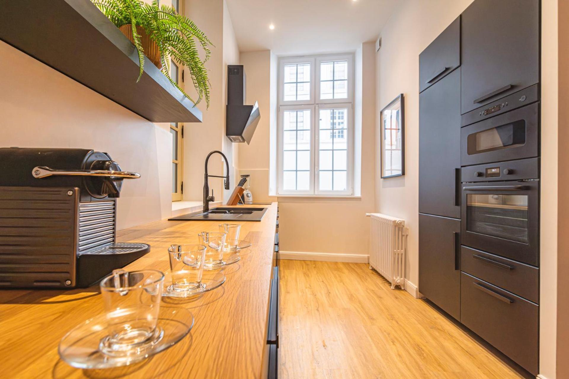 Mm Suites Loft Cathedrale Reims Exteriör bild